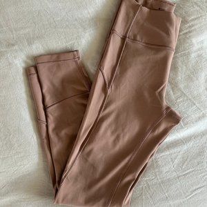 Lululemon In Movement High-Rise Tight 25" Everlux size 4